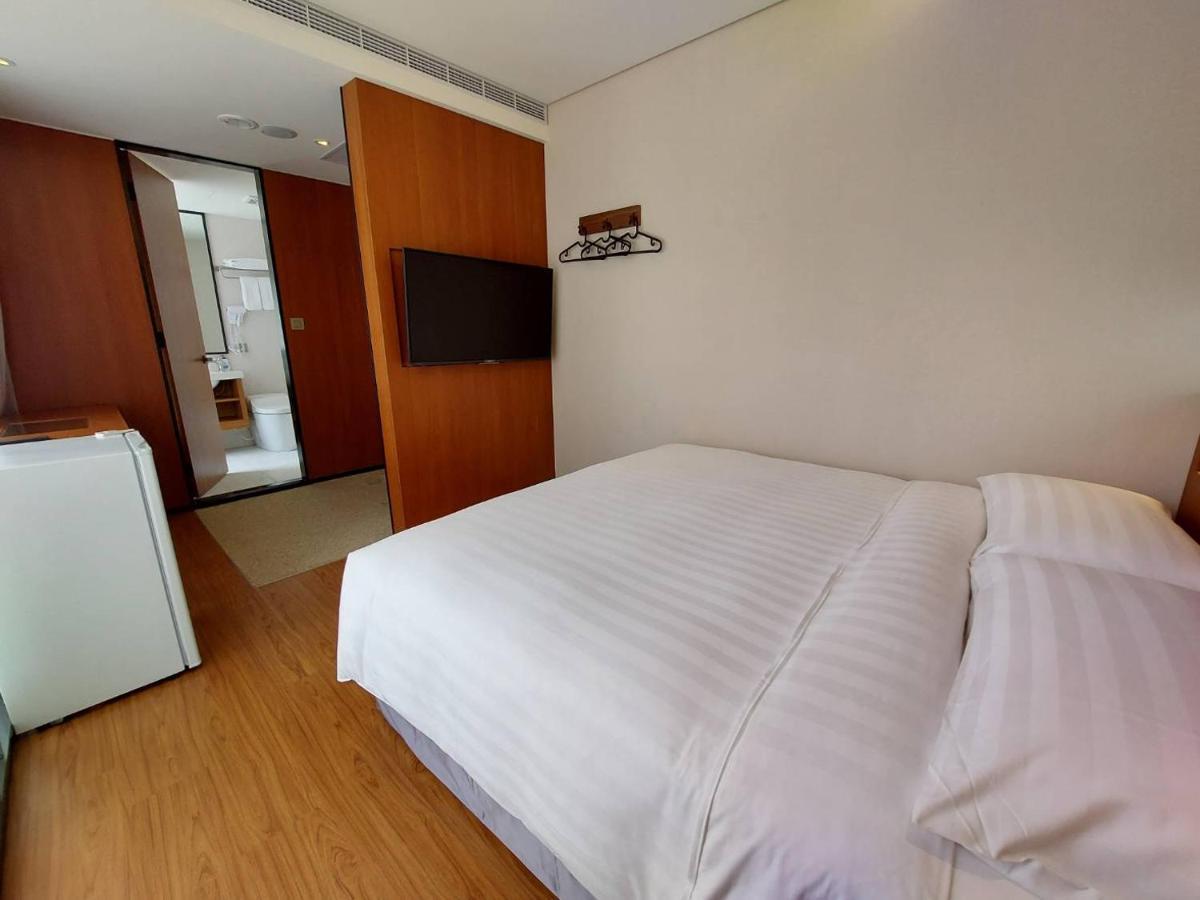 盤古捷旅 - Panco Hotel Taipei Extérieur photo